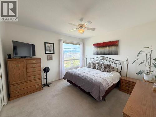 2080 Pacific Way Unit# 33, Kamloops, BC - Indoor Photo Showing Bedroom