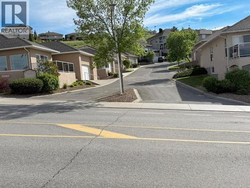 2080 Pacific Way Unit# 33, Kamloops, BC - Outdoor