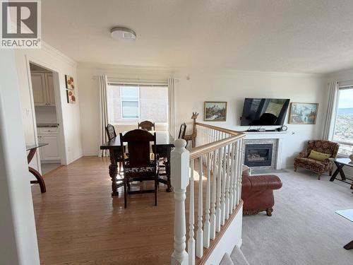 2080 Pacific Way Unit# 33, Kamloops, BC - Indoor With Fireplace
