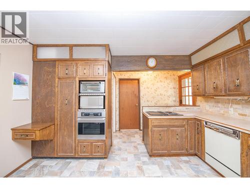 2471 6 Highway, Lumby, BC 