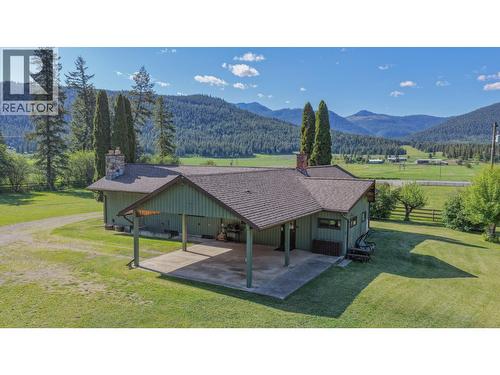 2471 6 Highway, Lumby, BC 