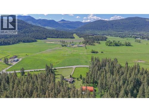 2471 6 Highway, Lumby, BC 