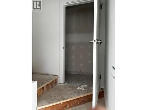 Laundry room just up from main floor - 980 Franklyn Road Unit# 3 Lot# 3, Kelowna, BC 