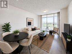 815 - 812 LANSDOWNE AVENUE Toronto, ON M6H 4K5