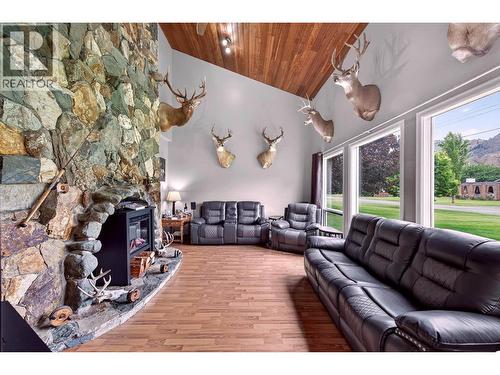 6451 Beaver Crescent, Kamloops, BC 
