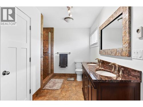 Ensuite in Primary Bedroom - 6451 Beaver Crescent, Kamloops, BC 