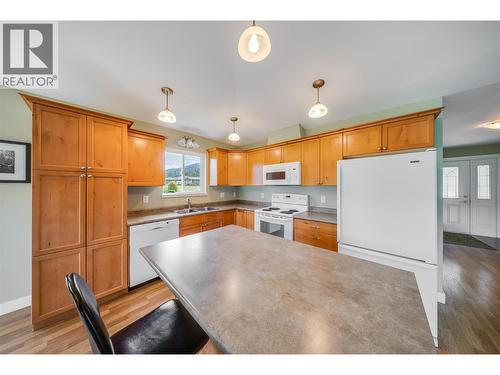 4200 Grandview Drive Unit# 115, Castlegar, BC 