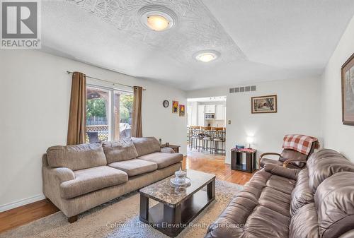 359 Lexington Road, Waterloo, ON 