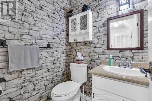 359 Lexington Road, Waterloo, ON 