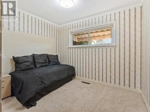 5 Burdy Drive, St. Catharines (Grapeview), ON - Indoor
