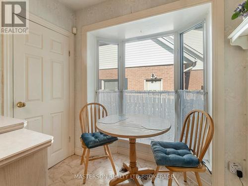 5 Burdy Drive, St. Catharines (Grapeview), ON - Indoor