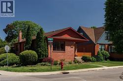 141 ROTHSAY Avenue  Hamilton, ON L8M 3G5