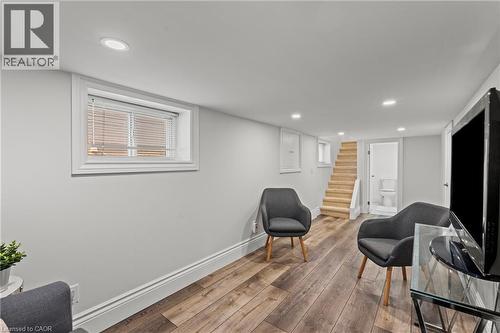 99 Edgemont Street N, Hamilton, ON - Indoor