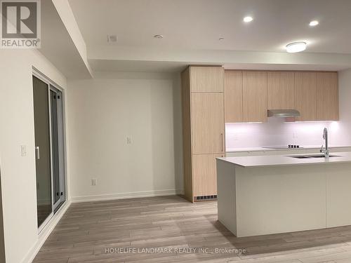 307 - 8 Walder Lane, Richmond Hill, ON 