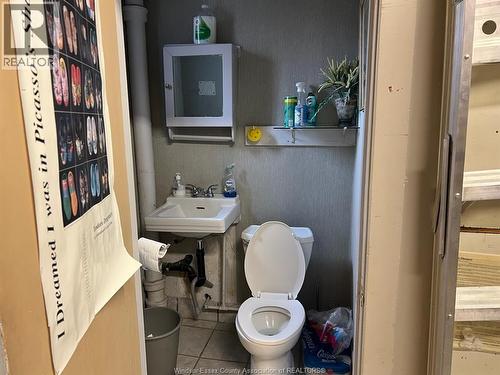 1329 Ottawa, Windsor, ON 