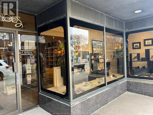 1329 Ottawa, Windsor, ON 