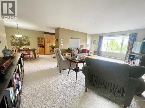 1672 Thayer Court, Kelowna, BC - Indoor