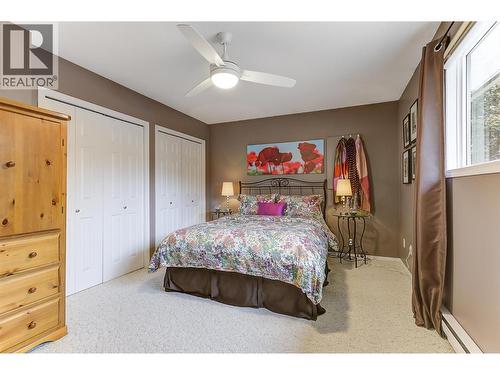 1672 Thayer Court, Kelowna, BC - Indoor Photo Showing Bedroom
