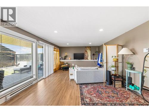 Suite Living room - 6552 Blackcomb Place, Vernon, BC 
