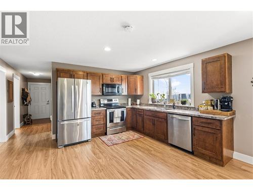 Suite Kitchen - 6552 Blackcomb Place, Vernon, BC 