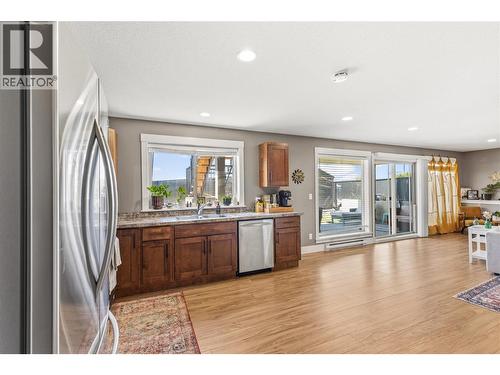 Suite Kitchen - 6552 Blackcomb Place, Vernon, BC 