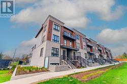 2 - 4015 HICKORY DRIVE Mississauga, ON L4W 1L1