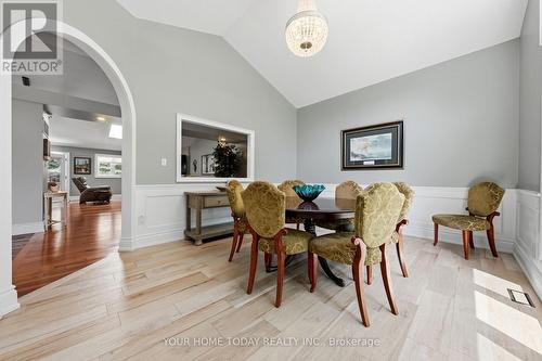 7937 Fifteen Side Road, Halton Hills, ON - Indoor Photo Showing Dining Room