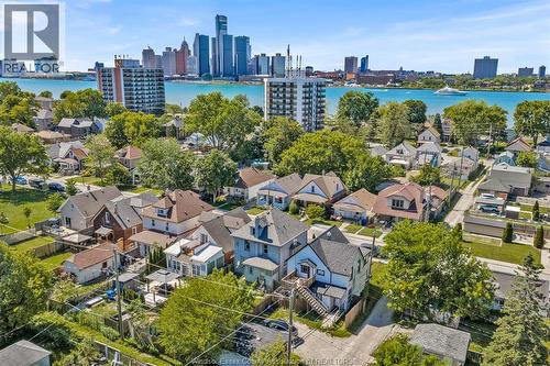 1153 University Avenue East, Windsor, ON 