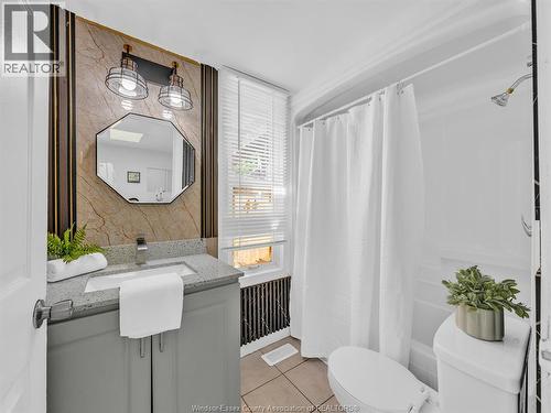 1153 University Avenue East, Windsor, ON 