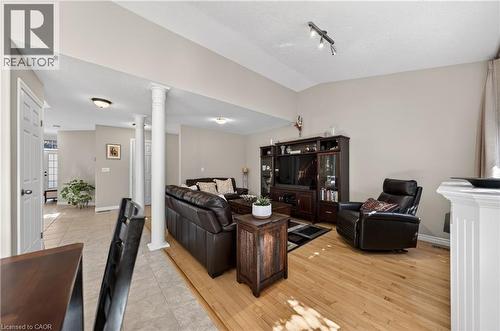 211 Mcnichol Drive, Cambridge, ON - Indoor
