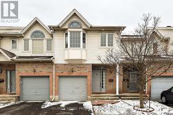 7 - 211 STATION BOULEVARD Ottawa, ON K1G 6P2