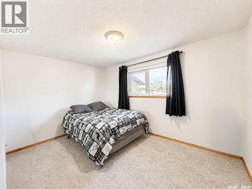 761 3Rd Street E, Prince Albert, SK - Indoor Photo Showing Bedroom