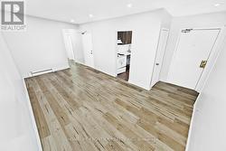 UPPER - 2953 LAWRENCE AVENUE E Toronto, ON M1P 2V6