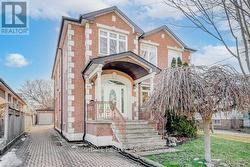1081 GLENCAIRN AVENUE Toronto, ON M6B 2B1
