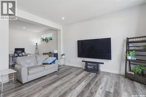259 Skopik Crescent, Saskatoon, SK 
