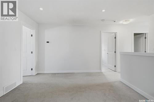 259 Skopik Crescent, Saskatoon, SK 