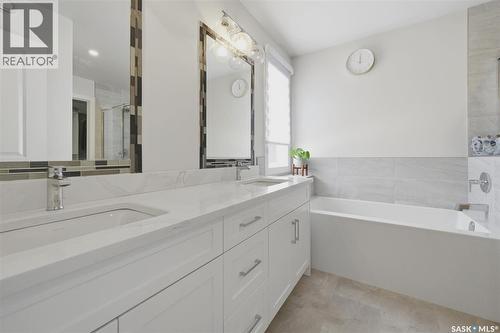 259 Skopik Crescent, Saskatoon, SK 