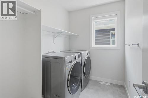 259 Skopik Crescent, Saskatoon, SK 