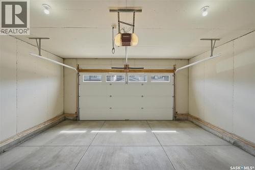 259 Skopik Crescent, Saskatoon, SK 