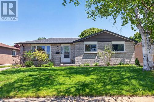 47 BIRCH COURT  Kawartha Lakes (Lindsay), ON K9V 5J3