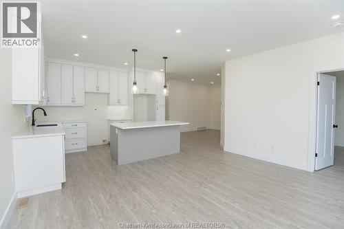 39 Demall Drive, Dresden, ON - Indoor Photo Showing Kitchen