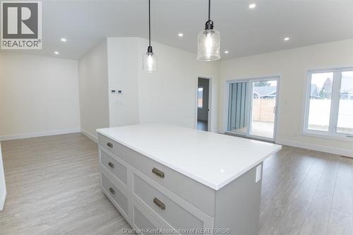 39 Demall Drive, Dresden, ON - Indoor