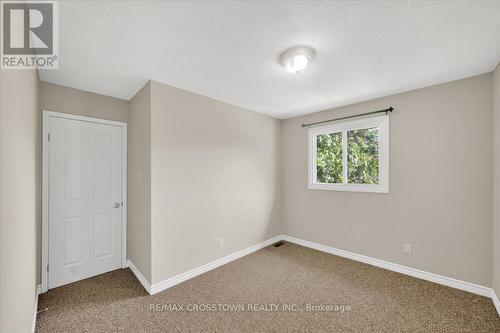121 - 1095 Mississaga Street W, Orillia, ON - Indoor Photo Showing Other Room