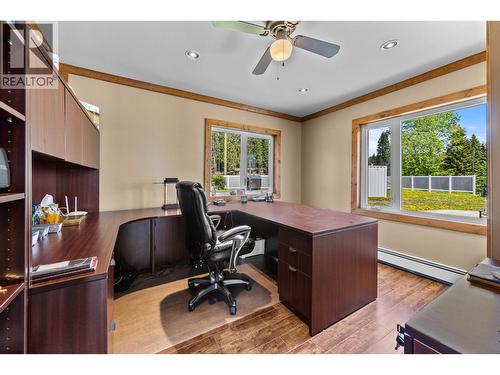 8046 N Bridge Lake Road, Bridge Lake, BC - Indoor Photo Showing Office