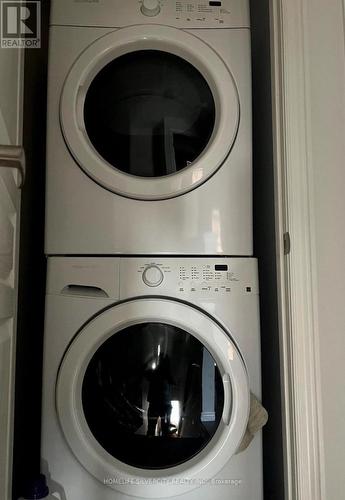 19 John Russell Lane, Kitchener, ON - Indoor Photo Showing Laundry Room