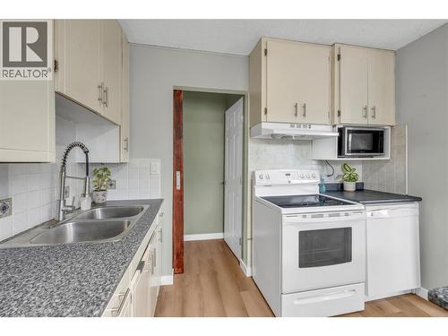 172 Mcgowan Road, Oliver, BC 