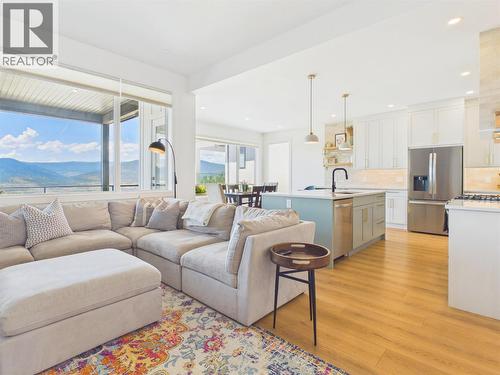 1081 Antler Drive, Penticton, BC - Indoor