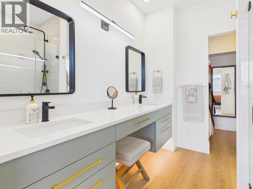 1081 Antler Drive, Penticton, BC - Indoor Photo Showing Bathroom