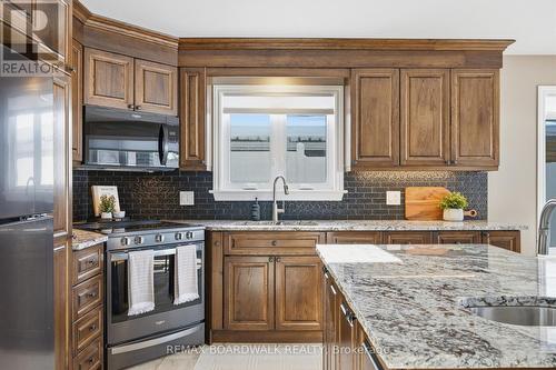 50 Kerry Forest Drive, Front Of Yonge, ON 