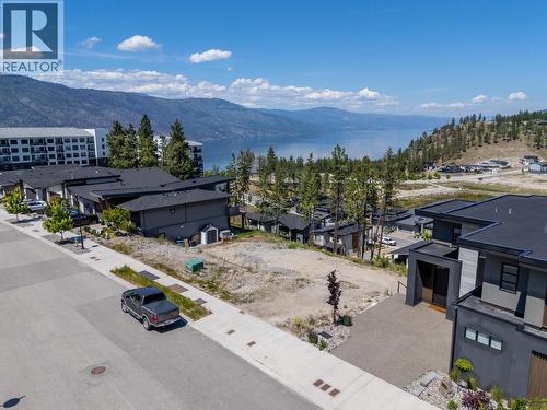 3183 Hilltown Drive, Kelowna, BC 